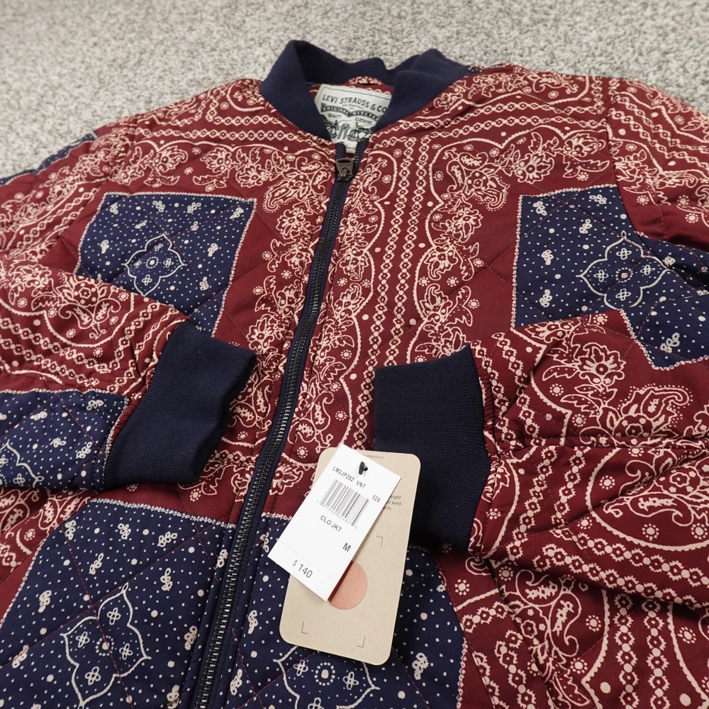 NEW Levis Jacket Mens M Red Blue Paisley Insulated Quilted Coat Cowboy Western